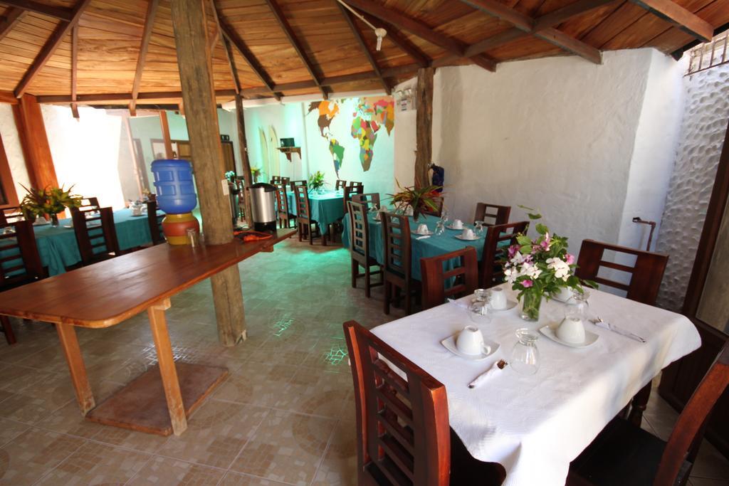 Hostal La Gran Tortuga Пуерто Виламил Екстериор снимка